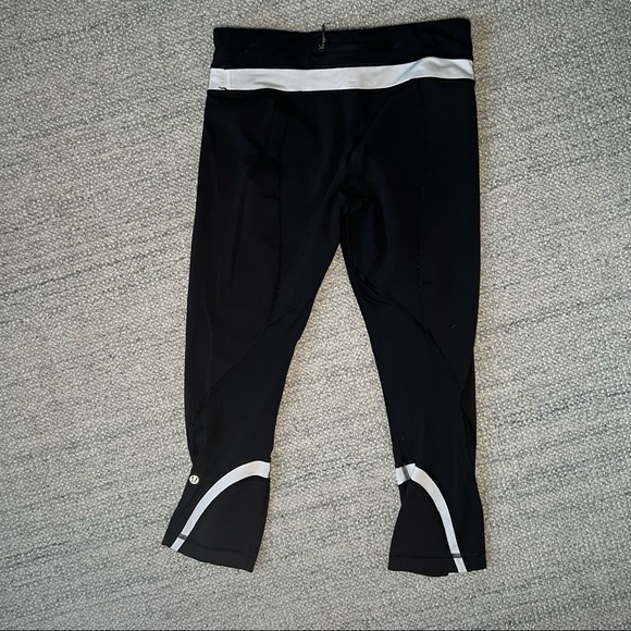 Lululemon leggings - size 6 - Picture 5 of 8